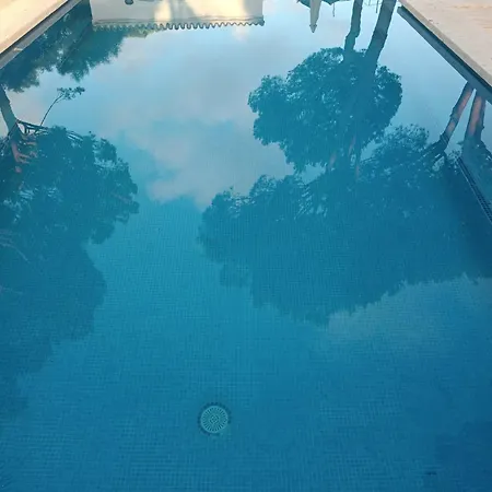 La Fundacion De La Luz - 2 Casas Piscina & Barbacoa Privada, Playa A 9 Min, Familiar En Zona Tranquila, No Se Permiten Fiestas * Conil de la Frontera