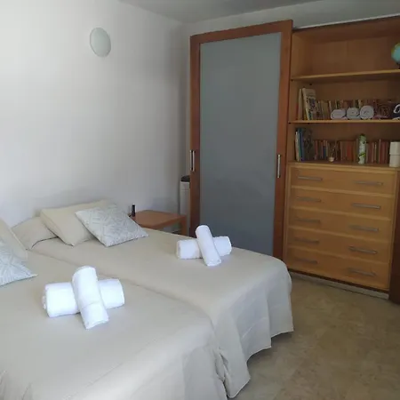 La Fundacion De La Luz - 2 Casas Piscina & Barbacoa Privada, Playa A 9 Min, Familiar En Zona Tranquila, No Se Permiten Fiestas